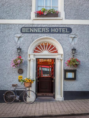 Dingle Benners Hotel